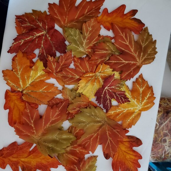 Fall / Autumn Fabric Maple & Oak Leaves with Glitter Highlights – Bag of (24) - Picture 3 of 4